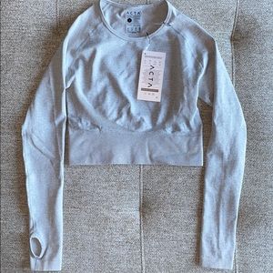 ACTA workout top